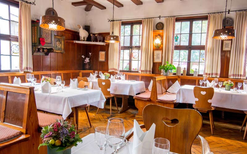 Roessle-Restaurant-800-_AA_7214